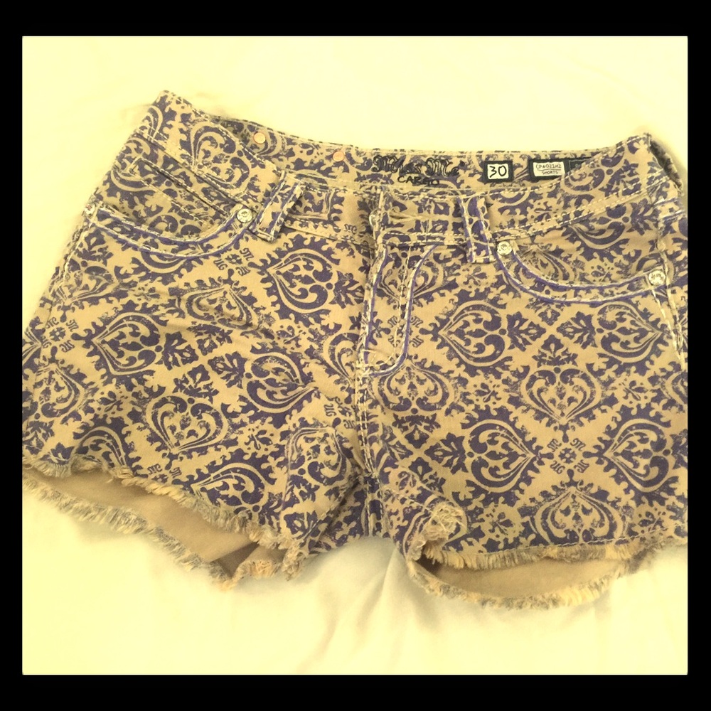 COPY - 🎉purple print ♏️iss ♏️e shorts beautiful🎉